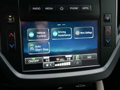 Certified 2025 Subaru Forester image 28