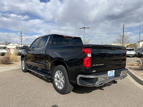 Used 2020 Chevrolet Silverado 1500 LTZ w/ LTZ Premium Package image 12