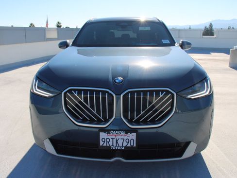 Used 2025 BMW X3 xDrive30i w/ Premium Package image 7