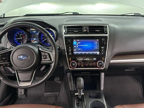 Used 2019 Subaru Outback 3.6R Touring image 9