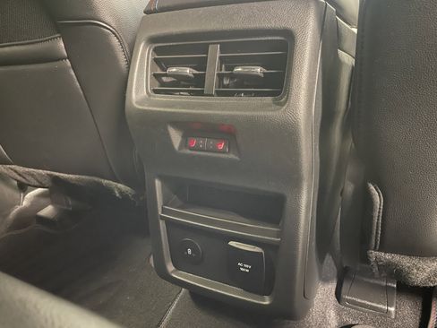 Used 2024 Ford Edge ST w/ Equipment Group 401A image 28