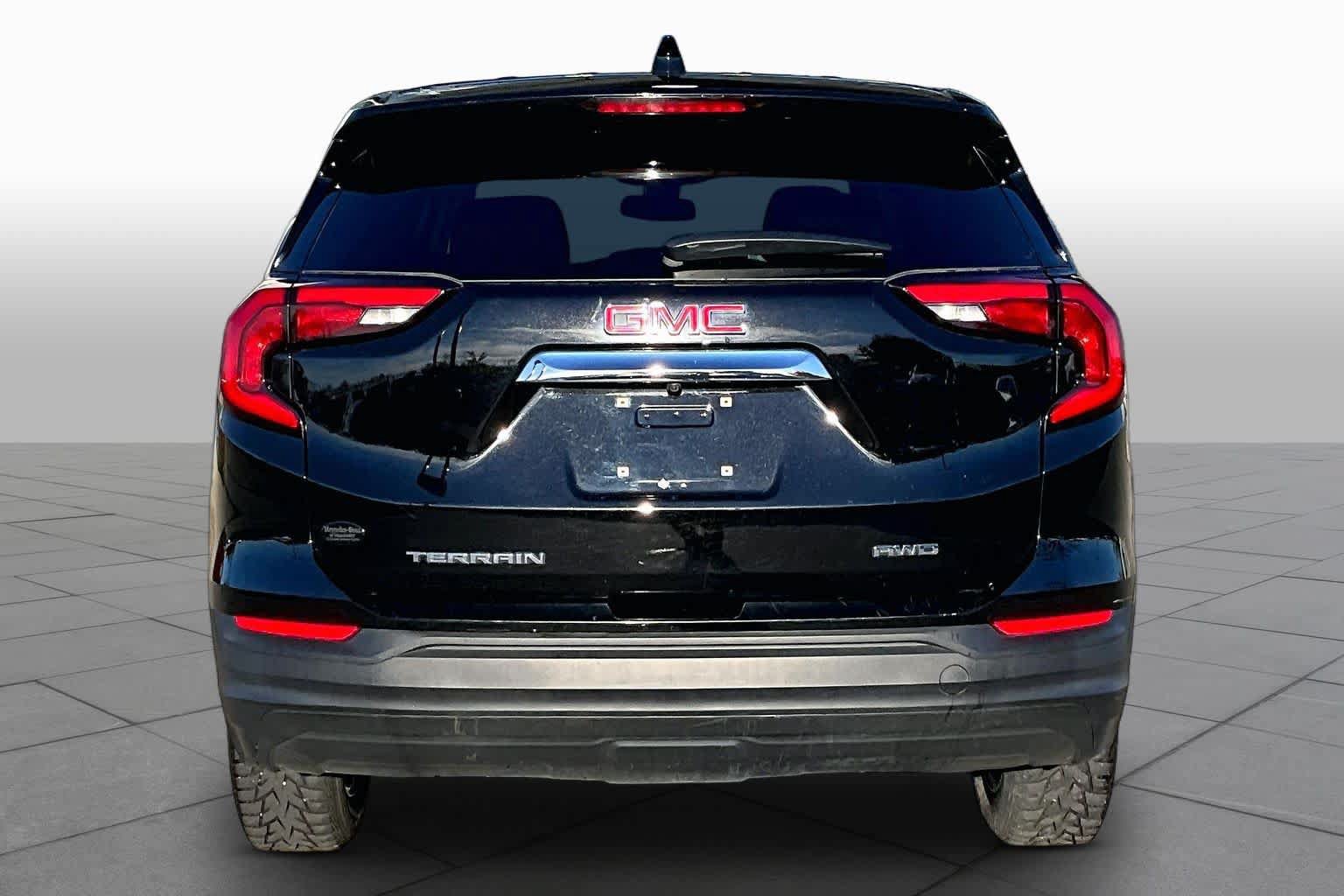 Used 2021 GMC Terrain SLE AWD/4WD image 5