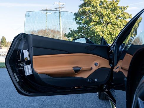 Certified 2017 Ferrari 488 GTB image 27