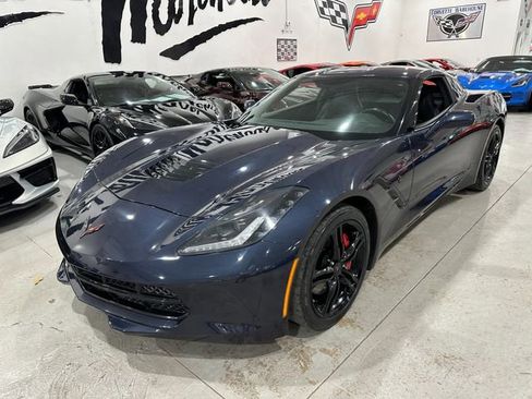 Used 2016 Chevrolet Corvette Stingray Coupe w/ Carbon Flash Badge Package image 20