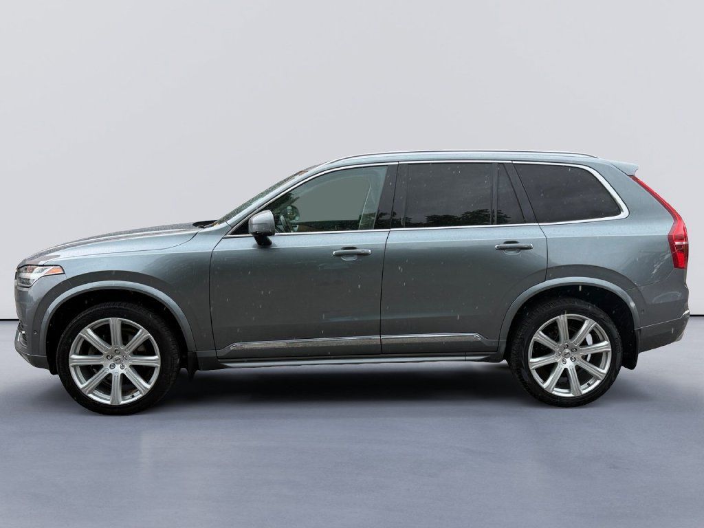 Used 2017 Volvo XC90 T6 Inscription w/ Vision Package AWD/4WD image 6