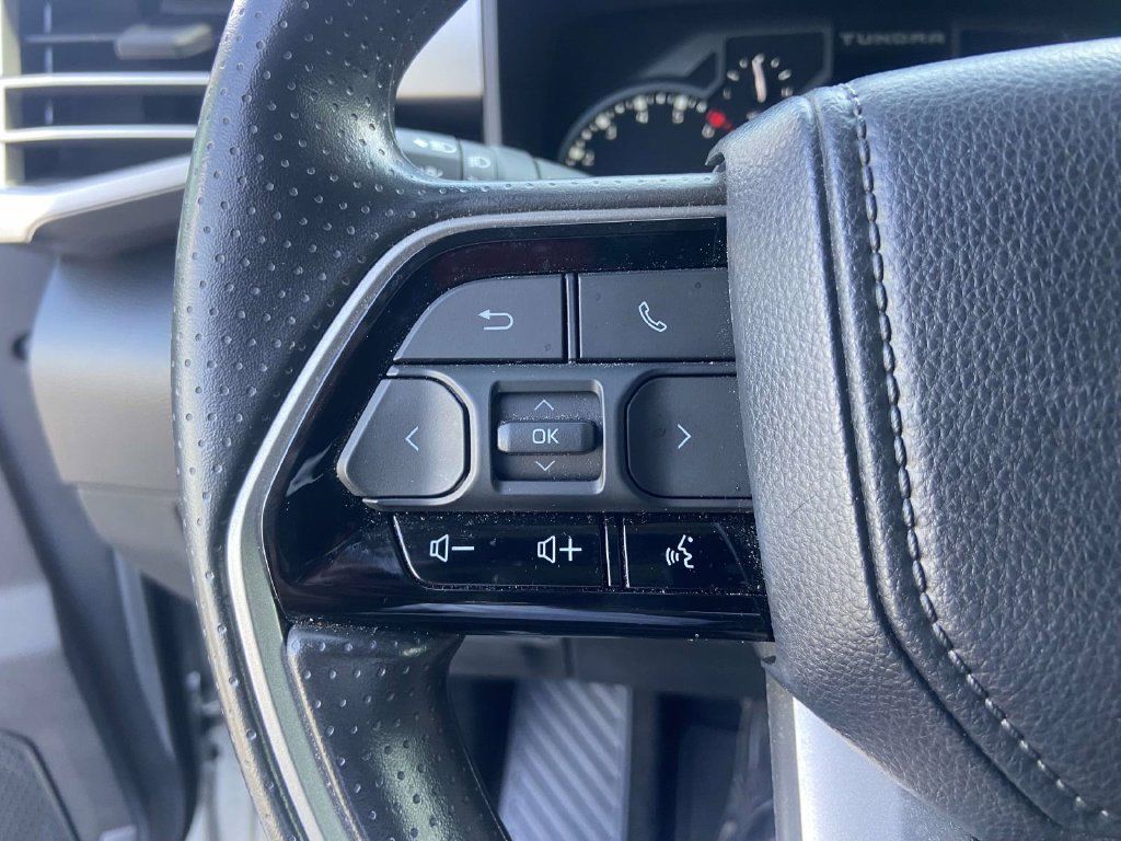 Used 2023 Toyota Tundra SR5 w/ SR5 Convenience Package AWD/4WD image 32