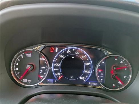 Used 2023 GMC Acadia Denali w/ Black Diamond Edition image 10