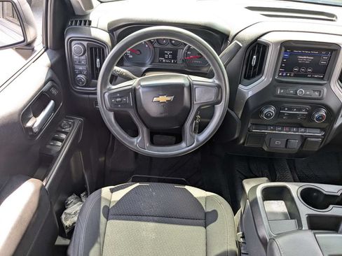 Used 2020 Chevrolet Silverado 1500 Custom w/ Custom Value Package AWD/4WD image 16