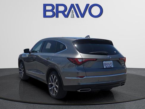Used 2023 Acura MDX FWD w/ Technology Package image 5