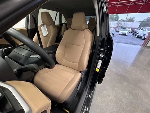 Used 2025 Toyota RAV4 LE image 12