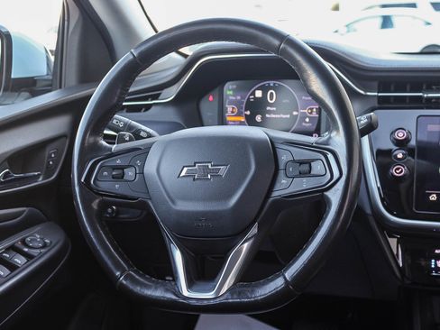 Used 2022 Chevrolet Bolt EUV Premier w/ Sun & Sound Package image 16