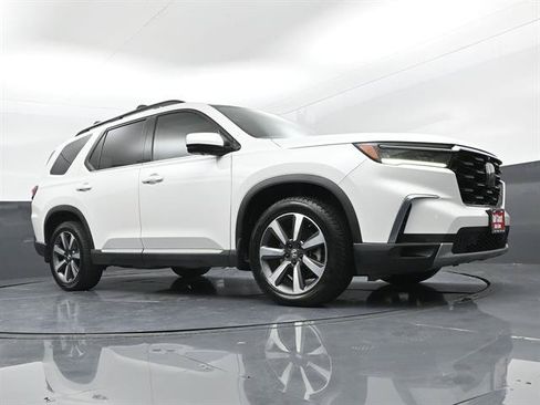 Used 2024 Honda Pilot Elite image 31