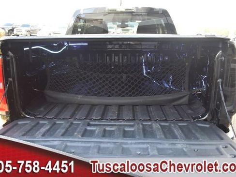 Used 2022 Chevrolet Colorado LT w/ Chrome Appearance Package AWD/4WD image 10