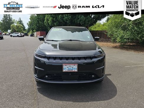 Used 2024 Jeep Wagoneer Limited AWD/4WD image 16