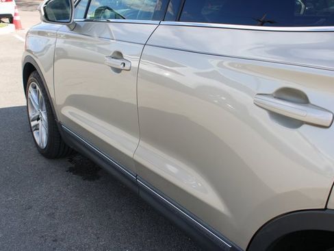 Used 2017 Lincoln MKC Reserve w/ Lincoln MKC Climate Package image 54