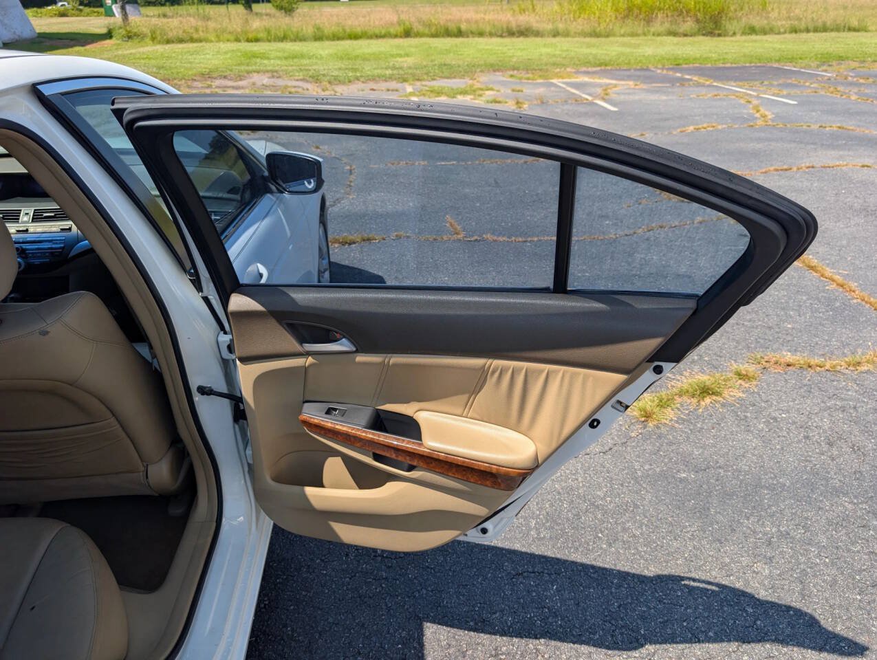 Used 2008 Honda Accord EX-L image 37