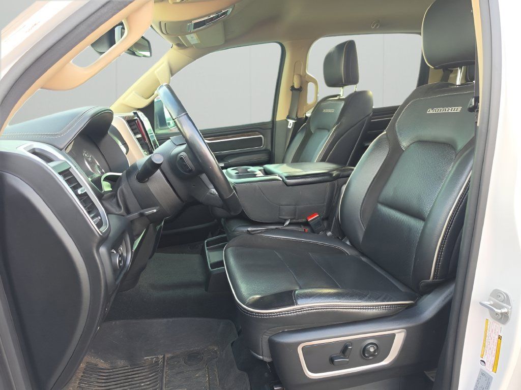 Used 2020 RAM 1500 Laramie AWD/4WD image 10