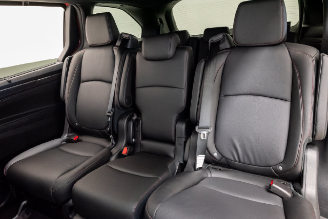 Used 2025 Honda Odyssey Sport-L image 31