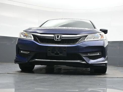 Used 2017 Honda Accord Sport Special Edition image 35