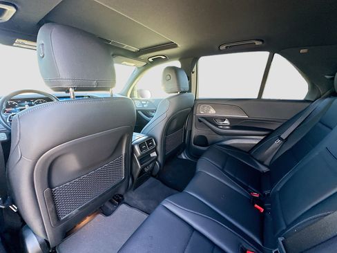 Used 2023 Mercedes-Benz GLE 350 w/ Premium Package image 25