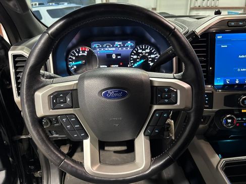 Used 2022 Ford F450 Lariat w/ Lariat Value Package image 9