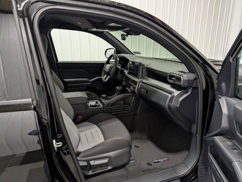 Used 2025 Toyota 4Runner TRD Sport image 28