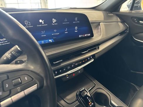 Certified 2024 Cadillac XT4 Premium Luxury FWD image 19