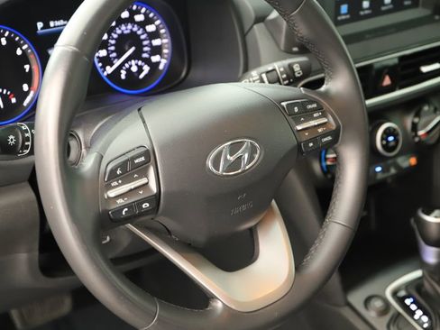 Used 2021 Hyundai Kona SEL FWD image 16
