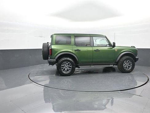 New 2025 Ford Bronco Badlands image 7
