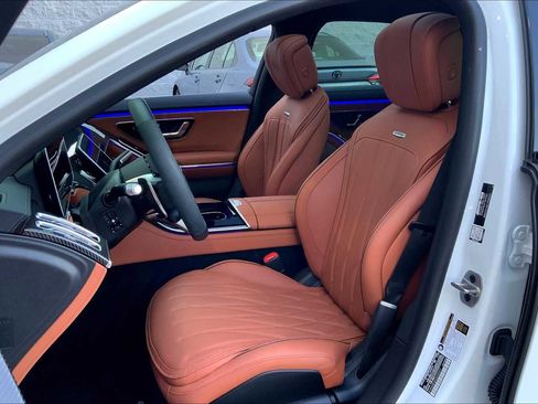 Used 2025 Mercedes-Benz S 63 AMG S image 8