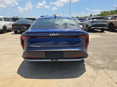 New 2026 Kia K4 EX FWD image 7