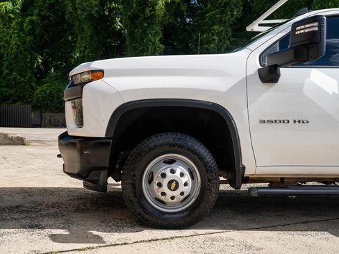 Used 2020 Chevrolet Silverado 3500 W/T w/ WT Convenience Package AWD/4WD image 3