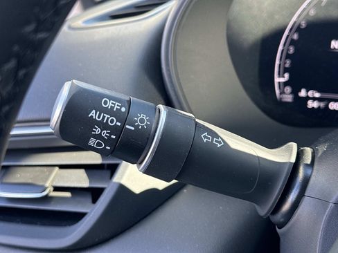 Certified 2025 Acura TLX w/ Technology Package image 28