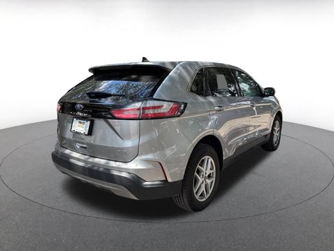 Used 2024 Ford Edge SEL AWD/4WD image 7