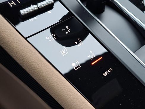 New 2026 Porsche Macan image 35