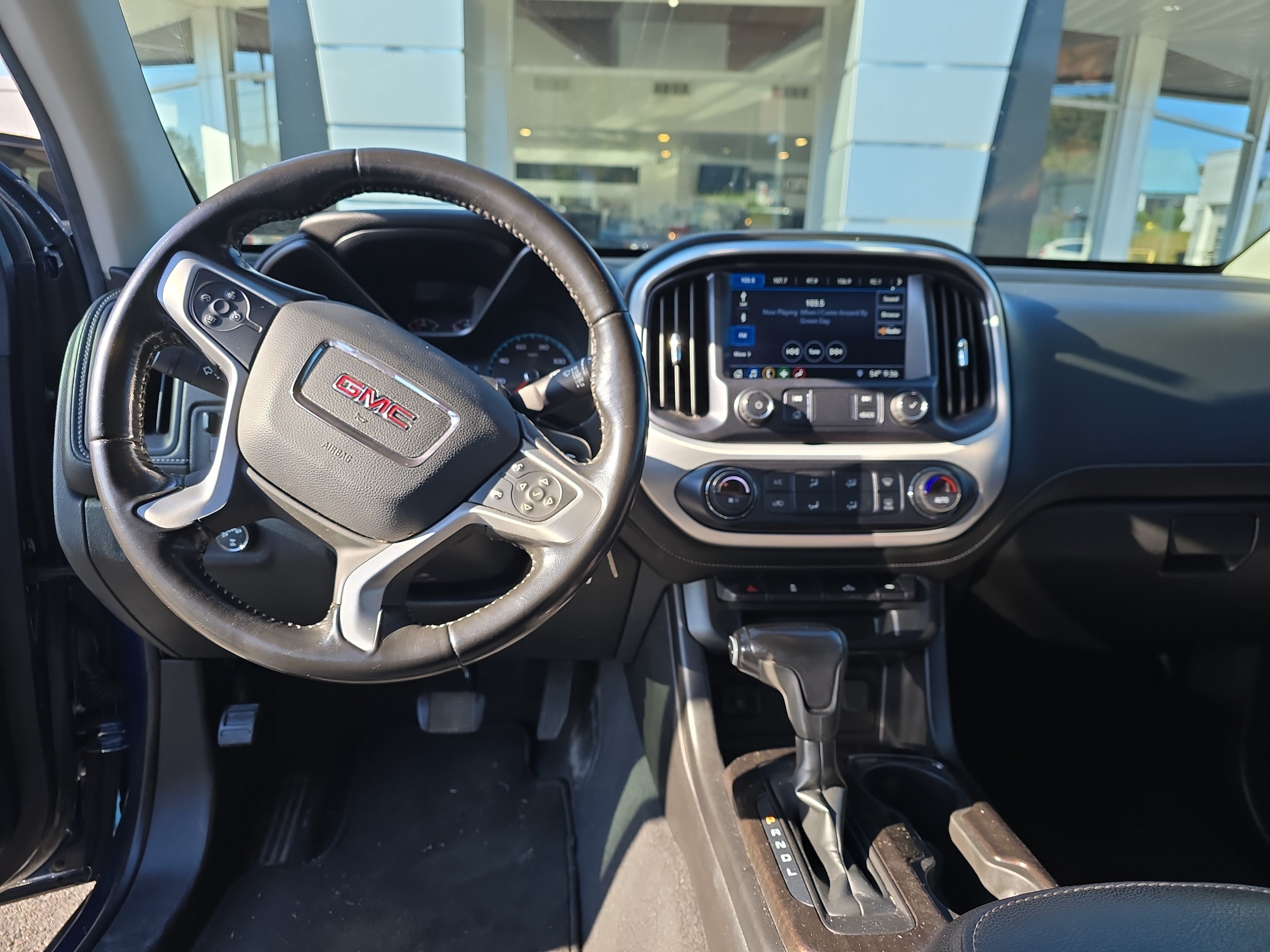 Used 2019 GMC Canyon SLE w/ SLE Convenience Package AWD/4WD image 16