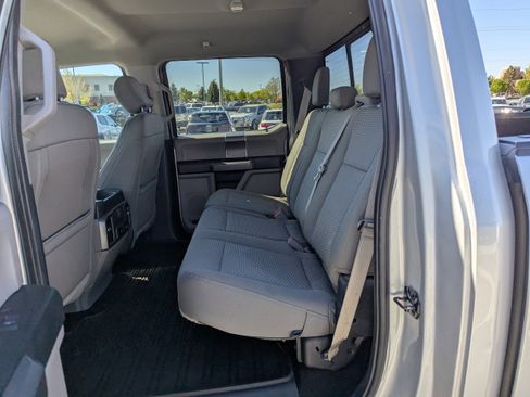 Used 2019 Ford F150 XLT w/ Equipment Group 302A Luxury AWD/4WD image 30