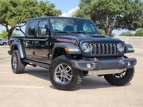 Used 2026 Jeep Gladiator Mojave AWD/4WD image 1