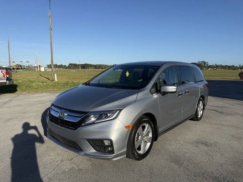 Used 2019 Honda Odyssey EX-L image 2