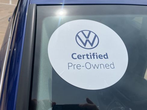 Used 2024 Volkswagen Taos SE AWD/4WD image 23