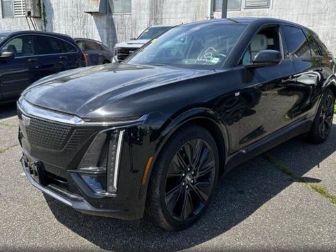 Certified 2024 Cadillac Lyriq Sport AWD/4WD image 1