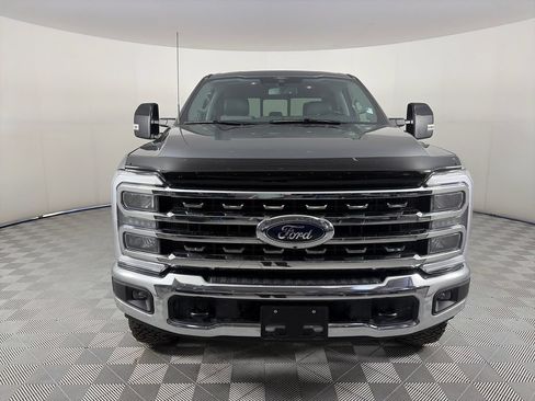 Used 2024 Ford F250 Lariat AWD/4WD image 2