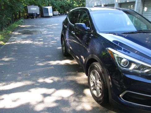 Used 2017 Hyundai Santa Fe AWD Sport w/ Cargo Package image 7