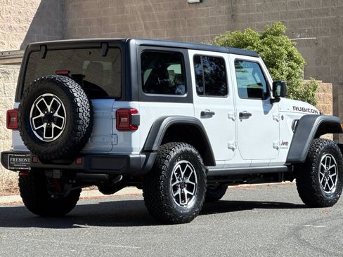 New 2026 Jeep Wrangler Unlimited Rubicon image 3