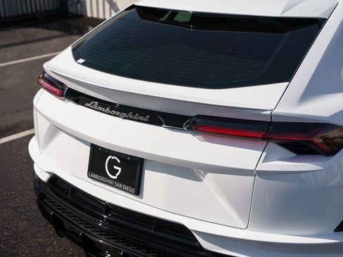 Used 2024 Lamborghini Urus S image 30