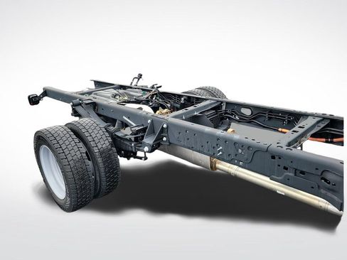 New 2026 Ford F550 4x4 Regular Cab Super Duty image 6