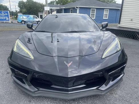 Used 2021 Chevrolet Corvette Stingray Premium Conv w/ Z51 Performance Package RWD image 2