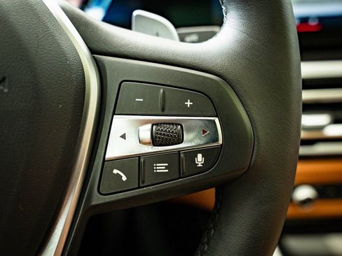 Used 2024 BMW 330i xDrive Sedan w/ Premium Package image 26