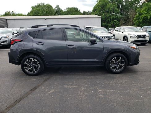 Used 2024 Subaru Crosstrek 2.0i Premium AWD/4WD image 4