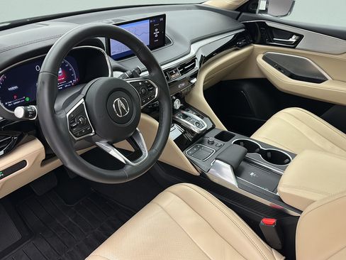 Used 2024 Acura MDX SH-AWD w/ Technology Package image 13